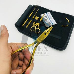 ชุดเครื่องมือต่อผมชุบทองสำหรับจัดแต่งทรงผมอย่างยั่งยืนอุปกรณ์จัดแต่งทรงผมสแตนเลสเกรดผ่าตัดออกแบบโลโก้ได้ตามต้องการ - Product Image 3