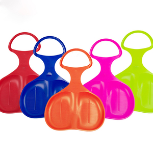 <span class=keywords><strong>Luge</strong></span> à neige <span class=keywords><strong>en</strong></span> <span class=keywords><strong>plastique</strong></span> portable multifonctionnelle et durable pour enfants avec poignée antidérapante - Product Image 2