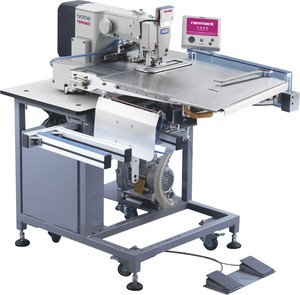 Machine à coudre industrielle à point noué simple, à lit plat, automatique, pour jeans et pantalons, RONMACK RM-326-J, pour usine de vêtements - Product Image 1