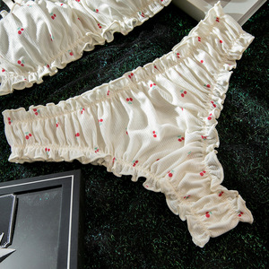 Nuevo Conjunto de Lencería con Estampado Floral y Estilo Fruncido, Sexy y Elegante con Volantes - Product Image 5