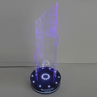 Vente directe haut de gamme illuminé acrylique LED casier à vin présentoir créatif pour comptoir de bar étagère à liqueur de luxe