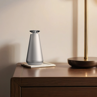 Diffuseur d'huiles essentielles électrique de bureau en vente chaude, contrôle sans fil par application, capacité de 50 ml d'huile, couverture de 300 mètres carrés, silencieux, 1 an