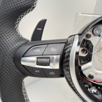 Volant en cuir semi-perforé personnalisé avec fibre de carbone pour F10 F20 F30 F32 F36 M3 F80 M4 F82 M2 F87 X5 E70 E71 E90 E92