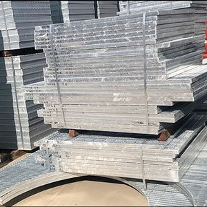 Grossiste <span class=keywords><strong>caillebotis</strong></span> en acier galvanisé pour barres de roulement en métal <span class=keywords><strong>grille</strong></span> en acier <span class=keywords><strong>caillebotis</strong></span> en acier - Product Image 2