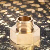 Precio de fábrica Conector de tubo de latón con técnica CNC, soldado a tope, estándar DIN, adaptador macho de rosca igual, accesorio de tubería hexagonal pulido de bajo perfil