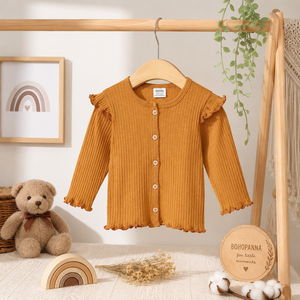 Cárdigan dorado transpirable que ofrece una suavidad premium, un ajuste flexible y un diseño encantador para bebés felices en todas las estaciones. - Product Image 2