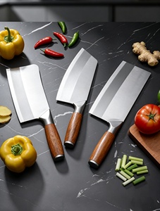 มีดเชฟจีนสแตนเลส ด้ามไม้จับสบายมือ สำหรับหั่น สับ ใช้ในครัวเรือน - Product Image 2