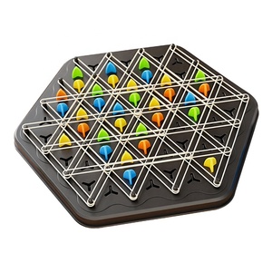 ジオメトリック チェーンチェス パズルボードゲーム 知育玩具 親子ゲーム ラバーバンド アクションゲーム - Product Image 1