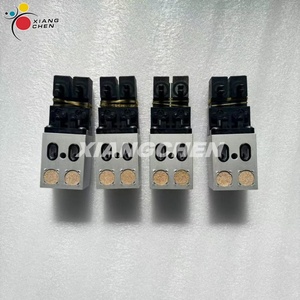 วาล์วคุณภาพดี EM รุ่น 2625455 หมายเลข 093K801640 สำหรับเครื่องพิมพ์ออฟเซ็ต Roland700 Roland 900 อะไหล่เครื่องจักร - Product Image 1