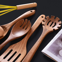 Cuillères en bois antiadhésives cuisine cuisine cadeau ustensiles ensemble longue pelle outils de cuisine conception à la main boîte en caoutchouc