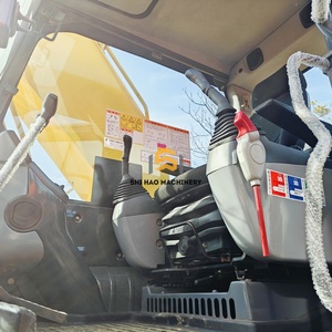 รถขุดไฮดรอลิกมือสอง KOMATSU PC200 สภาพดี 99% สีเดิม ใช้งานน้อย สำหรับขาย - Product Image 1