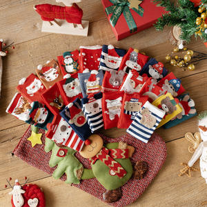 Chaussettes mi-mollet <span class=keywords><strong>de</strong></span> Noël pour femmes nouvel an dessin animé <span class=keywords><strong>de</strong></span> renne grand rouge en trois dimensions oreille coton tricoté chaussettes rayées pour l'hiver - Product Image 1