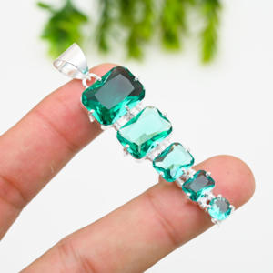 Collar con colgante de moda de estilo bohemio hecho a mano Chapado en plata y apatita verde para boda y fiesta Unisex - Product Image 3