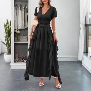 2025 nouveaux vêtements pour femmes Style de vacances à manches courtes taille-cintrage robe de loisirs couleur unie robe polyvalente pour femmes - Product Image 3