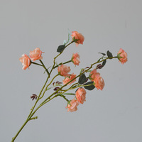 Y-258 Haute Qualité 11 Têtes de Boutons de Rose Artificiels Réalistes en Soie à Effet Printanier pour Décoration de Table de Remise de Diplôme et de Fête à Domicile