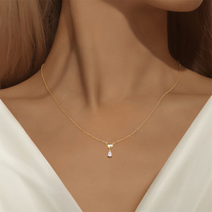 Collier ras du cou élégant en argent sterling S925 doré, bijoux minimalistes pour un usage quotidien, design simple et élégant pour femmes - Product Image 3