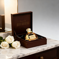 Coffret Cadeau de Luxe Personnalisable Fait Main avec Embossage pour Huiles Essentielles, Cosmétiques, Parfums et Crèmes Visage – Boîte Rigide Recyclée
