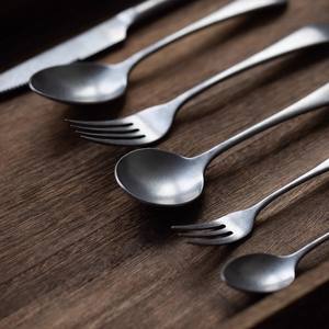 Offre Spéciale Vintage givré en acier inoxydable couteau fourchette cuillère et baguettes japonais vieux Restaurant ménage <span class=keywords><strong>vaisselle</strong></span> occidentale - Product Image 4