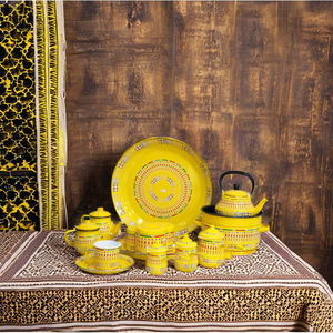 Ensemble de vaisselle en émail de couleur personnalisée de Style SauArabia poêle en acier métallique durable bouilloire théière cafetière assiette plat pour usage alimentaire - Product Image 1