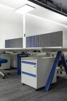 Table de bureau modulaire double poste de travail avec surface en MFC durable et cadre métallique, design moderne pour postes de travail pour 4 personnes