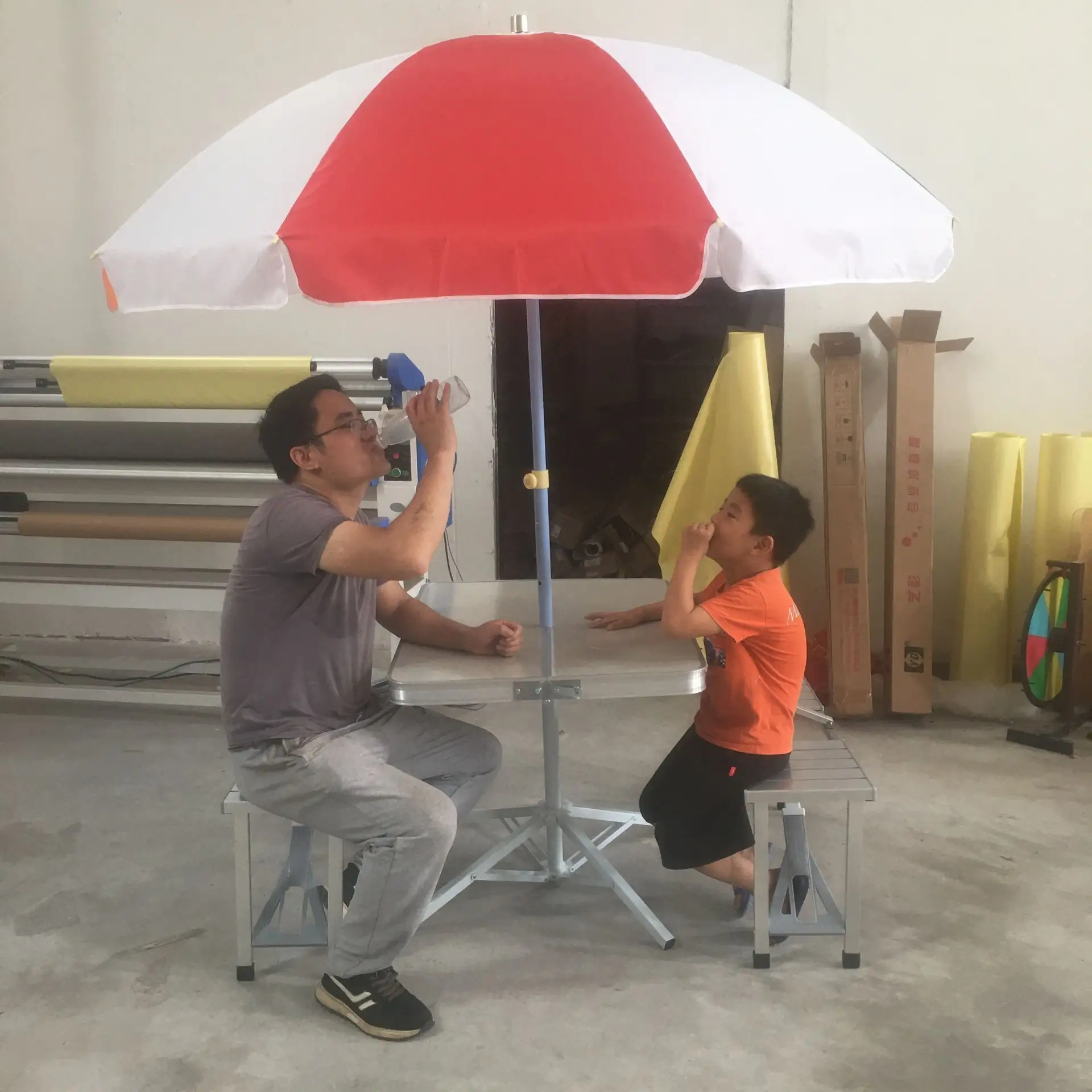 Cadeira de mesa dobrável de plástico de alumínio, para piquenique e acampamento com guarda-chuva