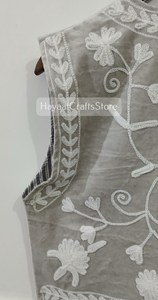 Gilet en velours chic floral : Sublimez votre style avec un confort luxueux – Veste sans manches en velours 100 % coton pour l'hiver et le printemps - Product Image 3