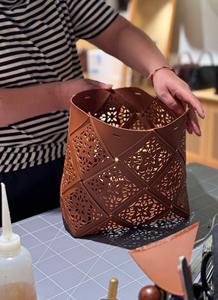 Bolso de Mano de Cuero Genuino Hecho a Mano para Mujer, Color Sólido, Cadenas, Estilo Vintage, Gran Calidad, Elegante Regalo para las Fiestas - Product Image 5