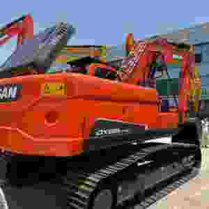 Excavatrice sur chenilles Doosan DX225LC, moteur Changchai, hydraulique Eaton, 1 an de puissance de creusement élevée, bon état, livraison immédiate - Product Image 4