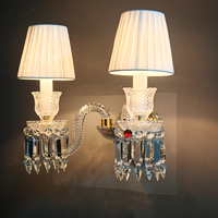 Applique murale de luxe moderne en cristal avec bras en verre torsadé pour la maison, l'hôtel, la chambre à coucher, le salon – Éclairage mural de luxe