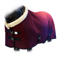Couverture de cheval confortable et chaude de qualité supérieure pour chevaux feuille de mouche col en fourrure douce tapis de participation pour chevaux tapis d'équitation équestre