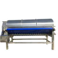 Machine éplucheuse portable, avec ligne de traitement