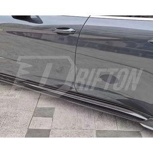 Faldones laterales de fibra de carbono seca estilo Paktechz para Porsche Panamera 971 971.1 971.2 2017-2023 - Product Image 2