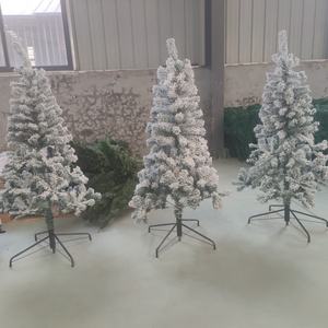 Decoración de árbol de Navidad resistente a la intemperie con alimentación USB LED de 8 pies, pino PE de PVC Artificial iluminado respetuoso con el medio ambiente - Product Image 5