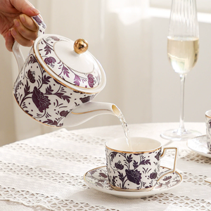 Service à café et thé en céramique 15 pièces, tasses à thé en porcelaine fine rouge avec soucoupes, coffret cadeau pour l'heure du thé - Product Image 6