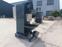Machine de déshydratation centrifuge verticale, machine de séchage du plastique pour la ligne de lavage et de recyclage du plastique PET PE PP HDPE