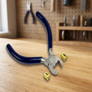 Falconry Tail Mount Plier - Product Image 3