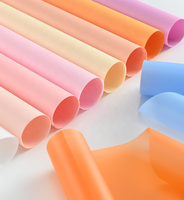 Papier d'emballage en rouleau imperméable en plastique à fleurs magnifiques, le plus vendu en gros pour cadeaux