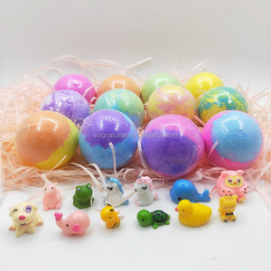 <span class=keywords><strong>Bomba</strong></span> de baño OEM para niños con juguetes sorpresa en el interior, kit de bolas de burbujas para baño de spa con aceite esencial vegano Fizz - Product Image 2
