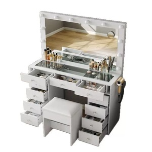 Tavolo da Trucco di Lusso in Legno con Specchio LED e Cassetti, Bestseller per Camera da Letto - Product Image 5