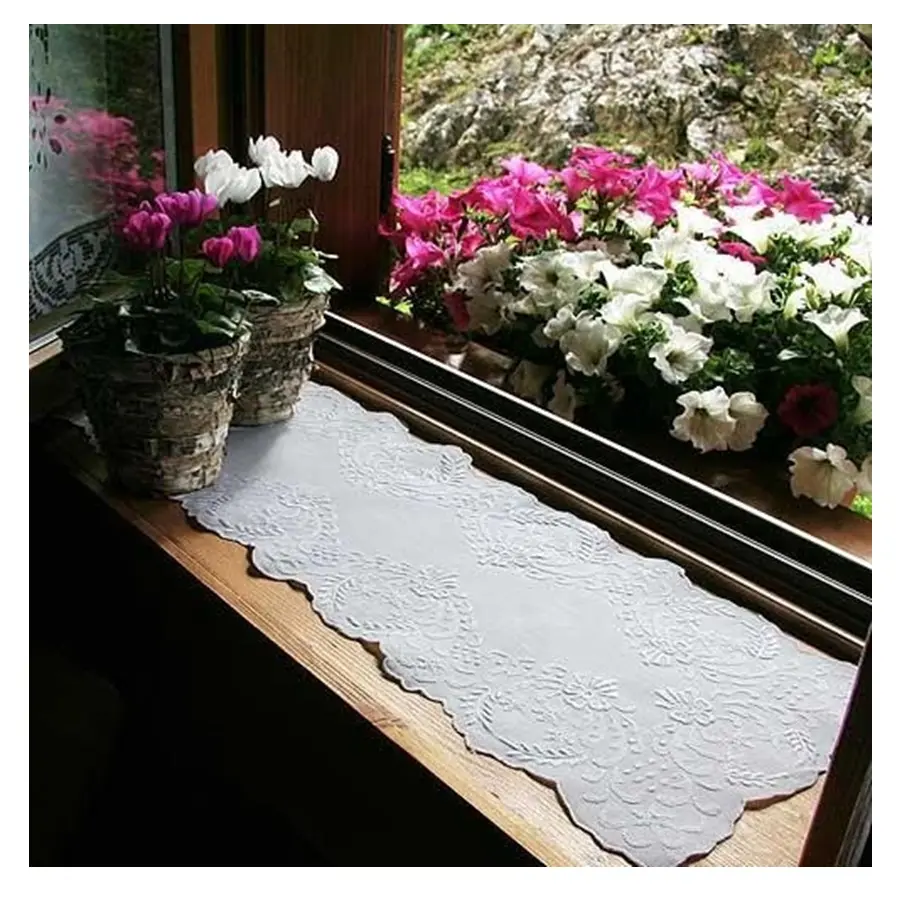 刺繍ホワイトフラワーテーブルランナー高品質スカラップボーダーコットンテーブルランナーホーム/ホテル/レストラン用