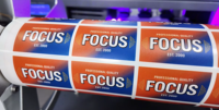 Printer Label Industri Plastik Tinta UV Kecepatan Tinggi Focus Vesa 830A Otomatis Media Ethernet Multiwarna Baru untuk Pencetakan BOPP