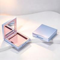 Palette compacte carrée à quatre compartiments en ABS pour fards à paupières et blush avec miroir