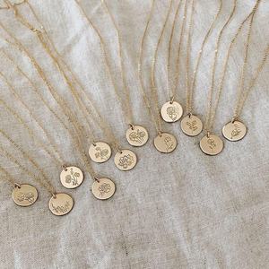 Pendentif de naissance minimaliste pour femmes, bijoux fantaisie, avec chaîne ajustable, breloque pour fleur de mois - Product Image 4