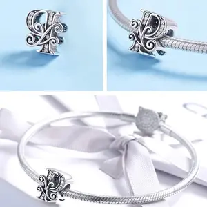 Vendita all'ingrosso calda lettera ciondolo perline di gioielli per la creazione di gioielli braccialetto charm 925 Sterling Silver 26 alfabeto metallo