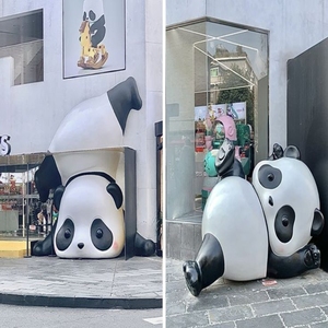 Sculptures de panda en <span class=keywords><strong>résine</strong></span> de fibre de verre sur mesure de grande taille pour enseignes de magasin, plaques, panneaux publicitaires et décorations extérieures. - Product Image 3