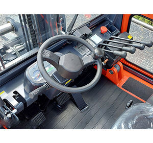 低燃費ロンキングLG70dtディーゼルフォークリフトマシン7トン油圧フォークリフトトラック（サイドシフト、2段マスト付き） - Product Image 2