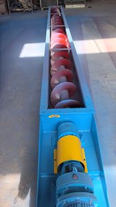 Veelzijdige <span class=keywords><strong>Multi</strong></span>-Industrie Schroeftransporteur Voor Het Vervoeren Van Verschillende Soorten Landbouwproducten Op Boerderijen - Product Image 3