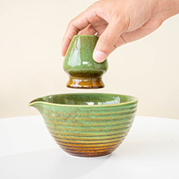 Coffret cadeau d'outils pour matcha faits à la main Fambe Blaze, bol et porte-fouet avec bec verseur Astief vente en gros