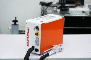 Xách tay Max Tiptop sợi Laser máy làm sạch rỉ sét và sơn loại bỏ xung gỗ sơn nhỏ Ba lô kim loại bụi và dầu - Product Image 6