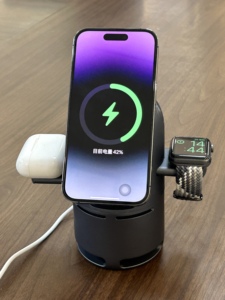 2025 New Mini Loa Sạc Không Dây | 3-Trong-1 Qi 2.0 Nhanh Chóng Sạc Dock Với Cảm Ứng Xoay & Có Thể Thu Vào Chủ Sở Hữu - Product Image 4